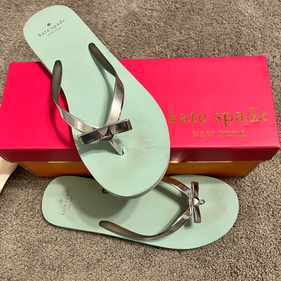 Kate Spade Happily Flip Flops Light Blue Eva Silver Bow Sz 7 - Picture 4 of 11